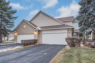 7910 Belle Rive Ct, Tinley Park, IL 60477 - Photo 1