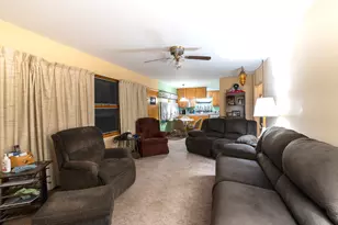 20 Park Dr, Yorkville, IL 60560 - Photo 5