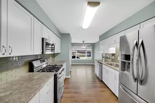 12908 Mill Dr E, Palos Park, IL 60464 - Photo 3