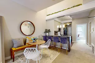 642 N Dearborn St, Chicago, IL 60654 - Photo 9