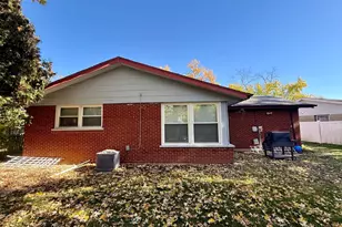 [Address not provided], Hazel Crest, IL 60429 - Photo 35