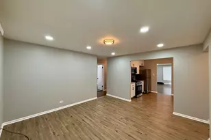 [Address not provided], Hazel Crest, IL 60429 - Photo 29