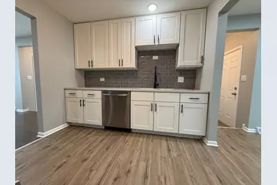 [Address not provided], Hazel Crest, IL 60429 - Photo 7