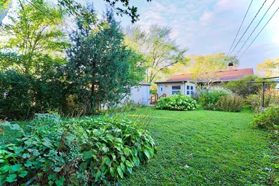 423 Lawrence Avenue, Grayslake, IL 60030 - Photo 17