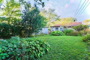 423 Lawrence Ave, Grayslake, IL 60030 - Photo 17