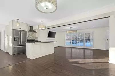 3225 Illinois Road, Wilmette, IL 60091 - Photo 5