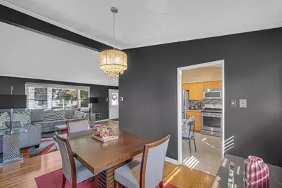 420 Carey Court, Chicago Heights, IL 60411 - Photo 11