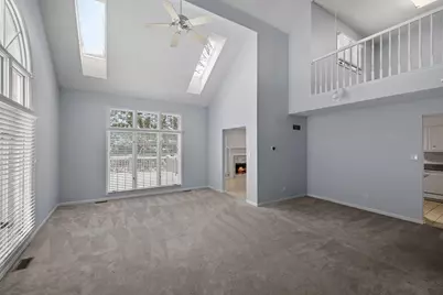 15301 Wilshire Drive, Orland Park, IL 60462 - Photo 3