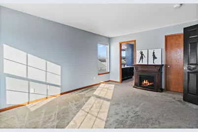 39 W Bluebell Avenue, Cortland, IL 60112 - Photo 17