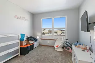 39 W Bluebell Ave, Cortland, IL 60112 - Photo 21