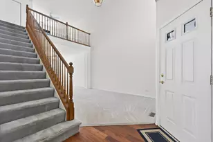 31104 Carpenter Ct, Warrenville, IL 60555 - Photo 3