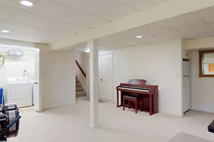 412 Chateau Dr, Buffalo Grove, IL 60089 - Photo 29