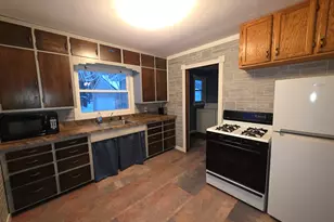 2909 W Le Fevre Rd, Sterling, IL 61081 - Photo 5