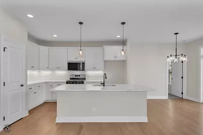 8028 Bradley Drive, Tinley Park, IL 60487 - Photo 11