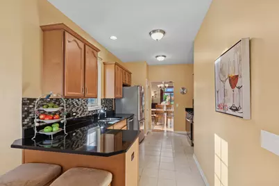 706 Owl Creek Lane, Gurnee, IL 60031 - Photo 7