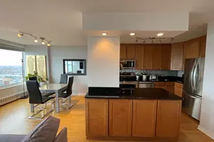 3900 N Lake Shore Dr, Chicago, IL 60613 - Photo 9