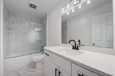 2S616 Linden Square, Warrenville, IL 60555 - Photo 17