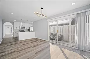 2S616 Linden Square, Warrenville, IL 60555 - Photo 11