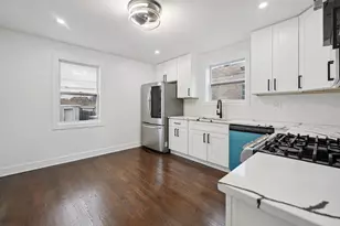 8389 S Baltimore Ave, Chicago, IL 60617 - Photo 5