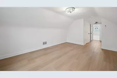 8389 S Baltimore Avenue, Chicago, IL 60617 - Photo 11