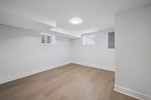 8389 S Baltimore Ave, Chicago, IL 60617 - Photo 17