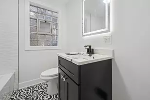 8389 S Baltimore Ave, Chicago, IL 60617 - Photo 3