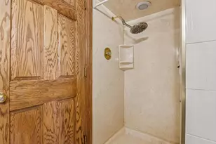 2945 S Scott St, Des Plaines, IL 60018 - Photo 17