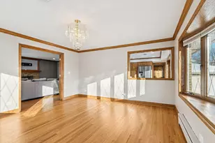 2945 S Scott St, Des Plaines, IL 60018 - Photo 11