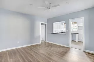 7449 S Bennett Ave, Chicago, IL 60649 - Photo 7