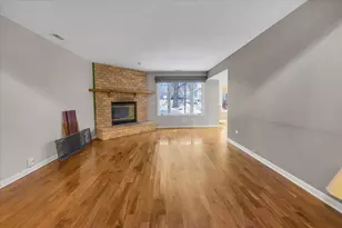 563 St Johns Rd, Woodstock, IL 60098 - Photo 3