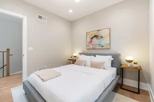 2203 W Huron Ave, Chicago, IL 60622 - Photo 31