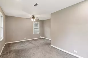 1039 S School St, Lombard, IL 60148 - Photo 13