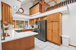 1039 S School St, Lombard, IL 60148 - Photo 5