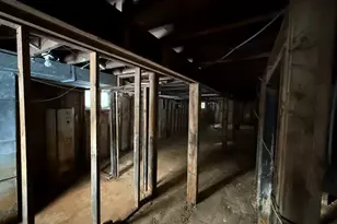 1237 E 95th St, Chicago, IL 60628 - Photo 9