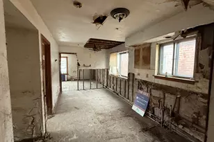 1237 E 95th St, Chicago, IL 60628 - Photo 5