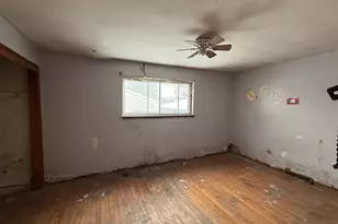 1237 E 95th St, Chicago, IL 60628 - Photo 7