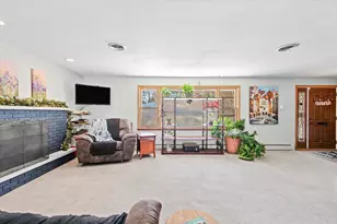 2018 S Cottage Grove Ave, Urbana, IL 61801 - Photo 7