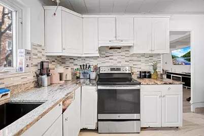 1960 W Hood Avenue #2C, Chicago, IL 60660 - Photo 5