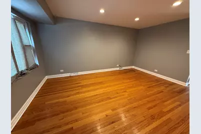 9710 S Chappel Avenue, Chicago, IL 60617 - Photo 3