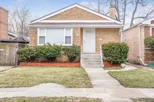 9710 S Chappel Ave, Chicago, IL 60617 - Photo 1