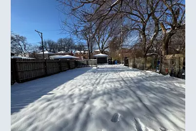9926 S Luella Avenue, Chicago, IL 60617 - Photo 15