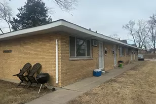 173 E 151st St, Harvey, IL 60426 - Photo 3