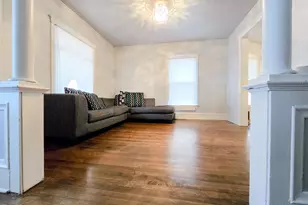 481 Division St, Elgin, IL 60120 - Photo 5