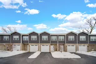 5406 135th St, Crestwood, IL 60418 - Photo 1