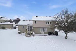 1347 Rainbow Cir, Manteno, IL 60950 - Photo 31