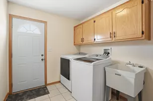 1347 Rainbow Cir, Manteno, IL 60950 - Photo 15