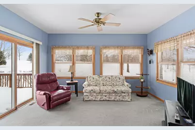 8207 Squirrel Drive, Spring Grove, IL 60081 - Photo 11