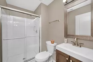 2357 Twilight Dr, Aurora, IL 60503 - Photo 29