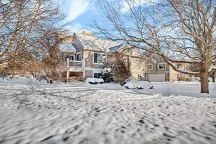 2357 Twilight Dr, Aurora, IL 60503 - Photo 3