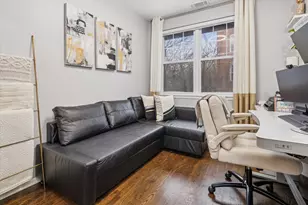 301 W Scott St, Chicago, IL 60610 - Photo 13